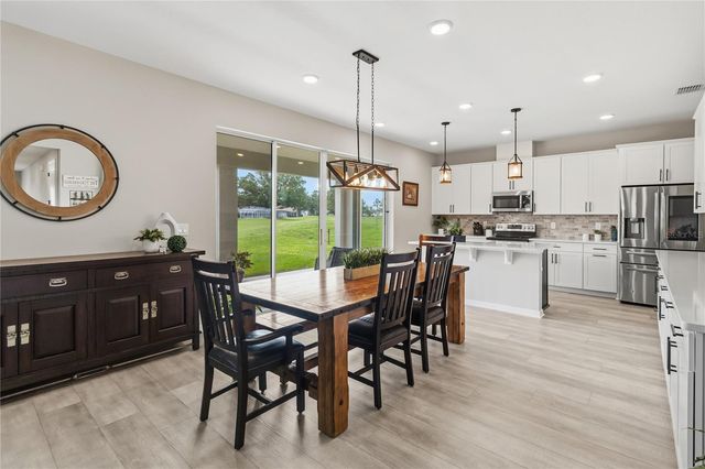 10105 SPRING LAKE DRIVE, Clermont, FL 34711