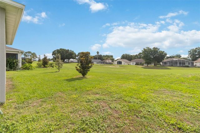10105 SPRING LAKE DRIVE, Clermont, FL 34711
