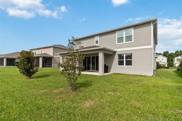 10105 SPRING LAKE DRIVE, Clermont, FL 34711