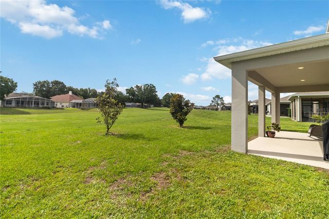 10105 SPRING LAKE DRIVE, Clermont, FL 34711