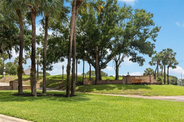 10105 SPRING LAKE DRIVE, Clermont, FL 34711