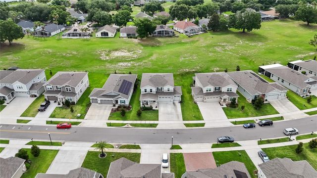 10105 SPRING LAKE DRIVE, Clermont, FL 34711