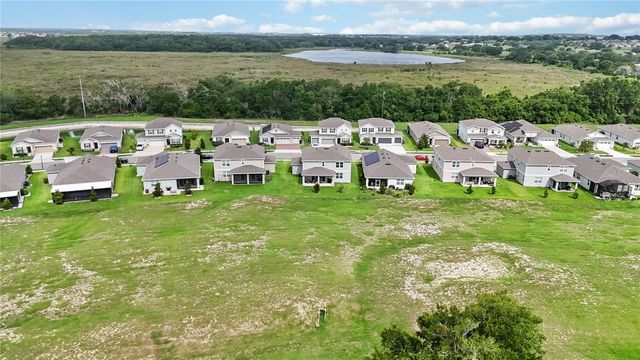 10105 SPRING LAKE DRIVE, Clermont, FL 34711