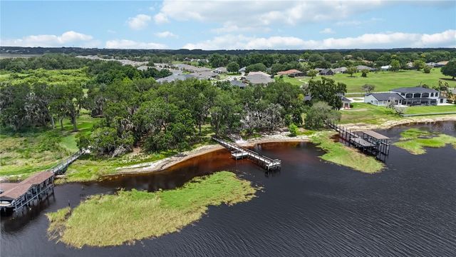 10105 SPRING LAKE DRIVE, Clermont, FL 34711