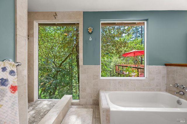 20721 Monte Rio Ave, Monte Rio, CA 95462