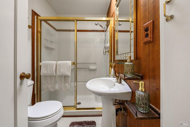 20721 Monte Rio Ave, Monte Rio, CA 95462