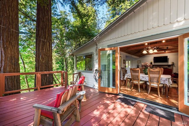 20721 Monte Rio Ave, Monte Rio, CA 95462