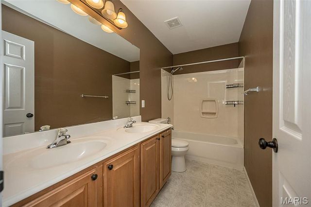853 Dylan Drive, Wentzville, MO 63385