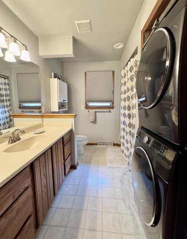 4520 Hearthridge Drive, Janesville, WI 53546