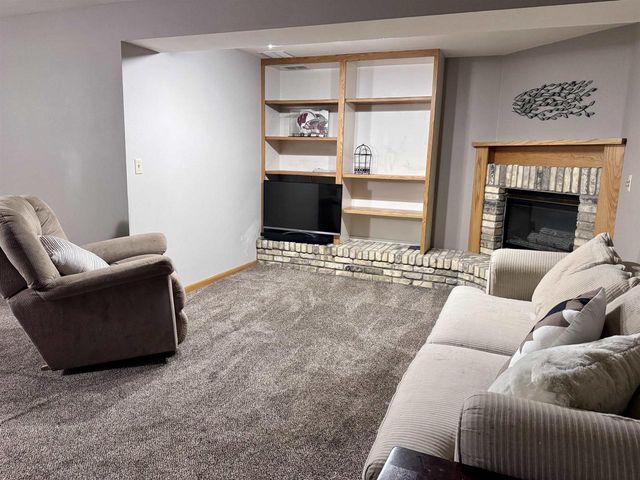4520 Hearthridge Drive, Janesville, WI 53546