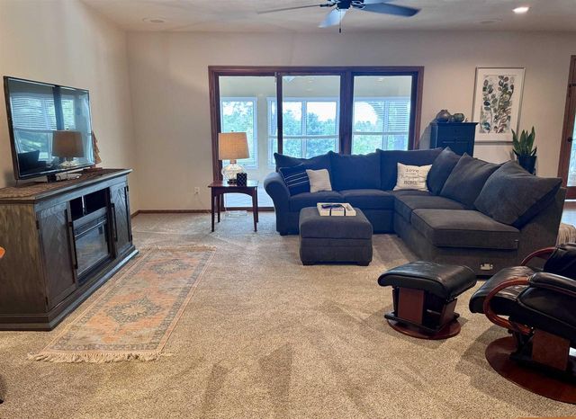 4520 Hearthridge Drive, Janesville, WI 53546