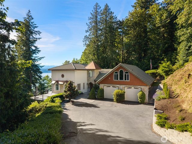 3585 Sulphur Springs Lane NW, Bremerton, WA 98310