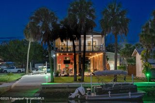 6140 Island Drive, Weeki Wachee, FL 34607