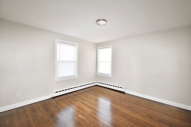 85 Farnsworth, Springfield, MA 01107
