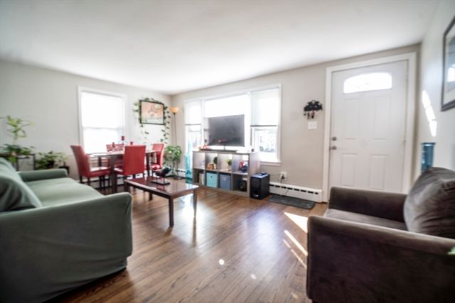 85 Farnsworth, Springfield, MA 01107