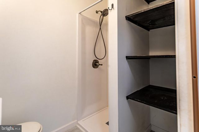 408 HAWKS NEST DR, Baker, WV 26801