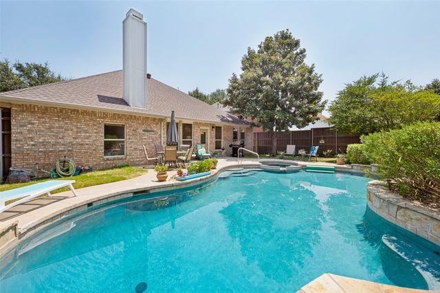 415 Patricia Lane, Highland Village, TX 75077