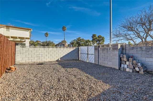 3665 Bronco Road, Las Vegas, NV 89103