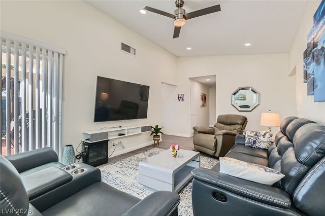3665 Bronco Road, Las Vegas, NV 89103