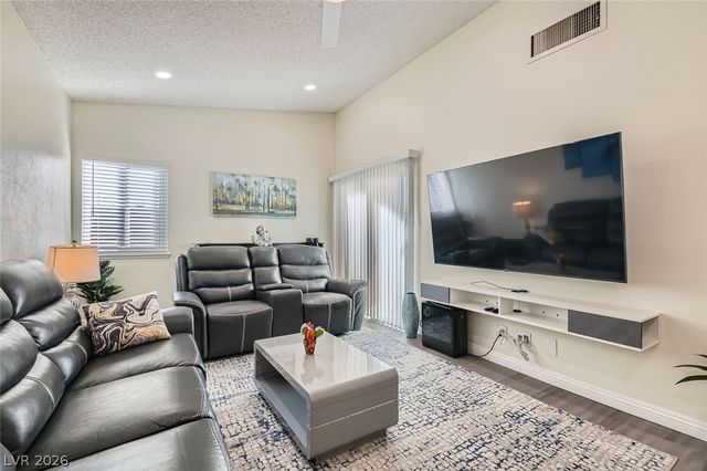 3665 Bronco Road, Las Vegas, NV 89103