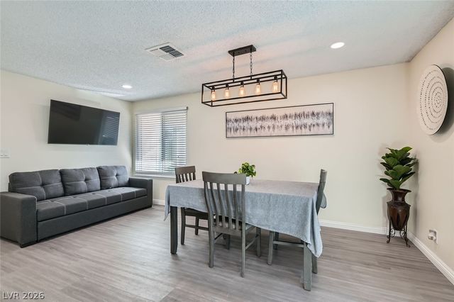 3665 Bronco Road, Las Vegas, NV 89103
