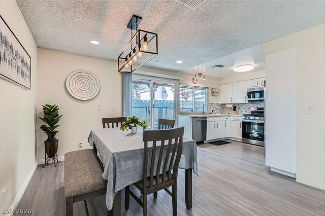 3665 Bronco Road, Las Vegas, NV 89103