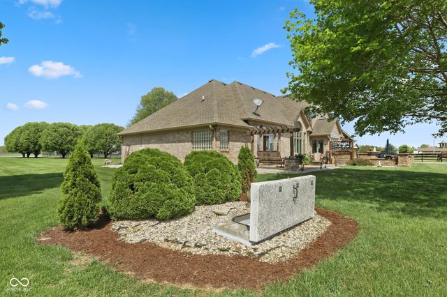 5915 E 350 N, Franklin, IN 46131