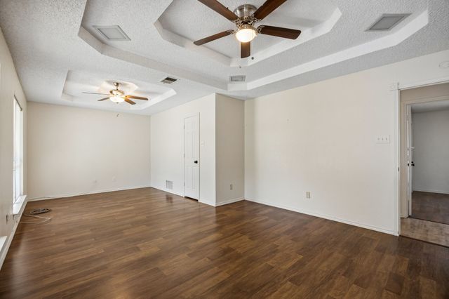 110 Bryn Mawr Lane, Waxahachie, TX 75165