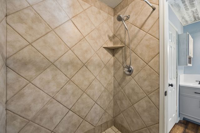 110 Bryn Mawr Lane, Waxahachie, TX 75165