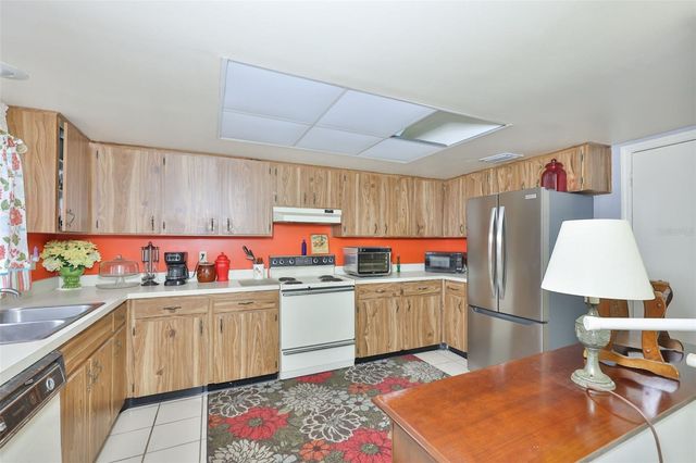 2102 HARRINGAY STREET 449, Sun City Center, FL 33573