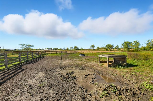 4581 US Highway 22 NE, Washington Court House, OH 43160