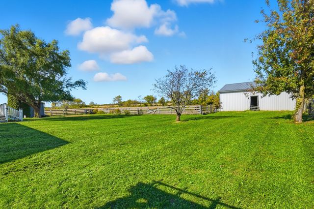 4581 US Highway 22 NE, Washington Court House, OH 43160