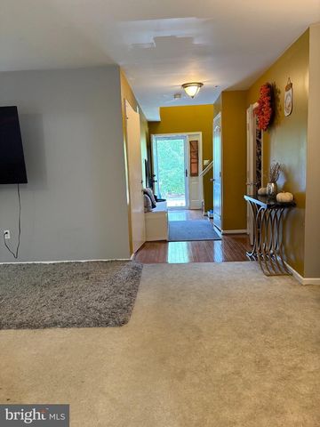 179 HIDDEN DR, Blackwood, NJ 08012