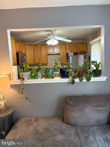 179 HIDDEN DR, Blackwood, NJ 08012