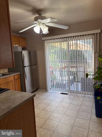 179 HIDDEN DR, Blackwood, NJ 08012