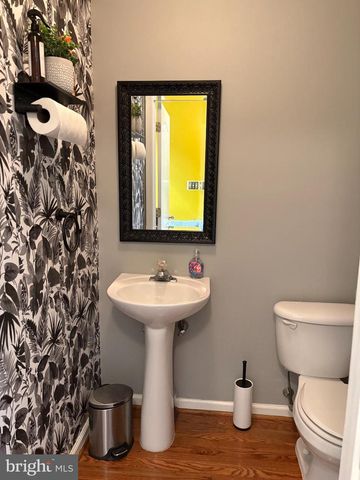 179 HIDDEN DR, Blackwood, NJ 08012