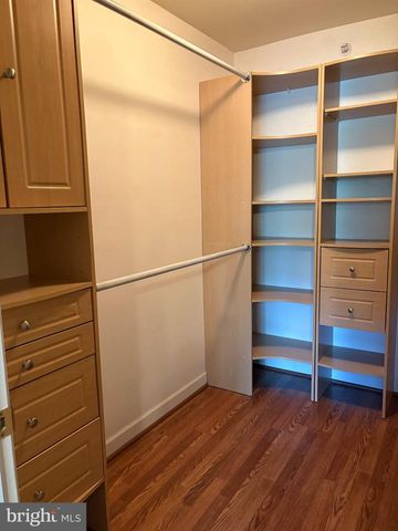 179 HIDDEN DR, Blackwood, NJ 08012