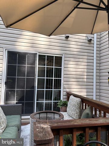179 HIDDEN DR, Blackwood, NJ 08012