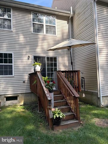 179 HIDDEN DR, Blackwood, NJ 08012