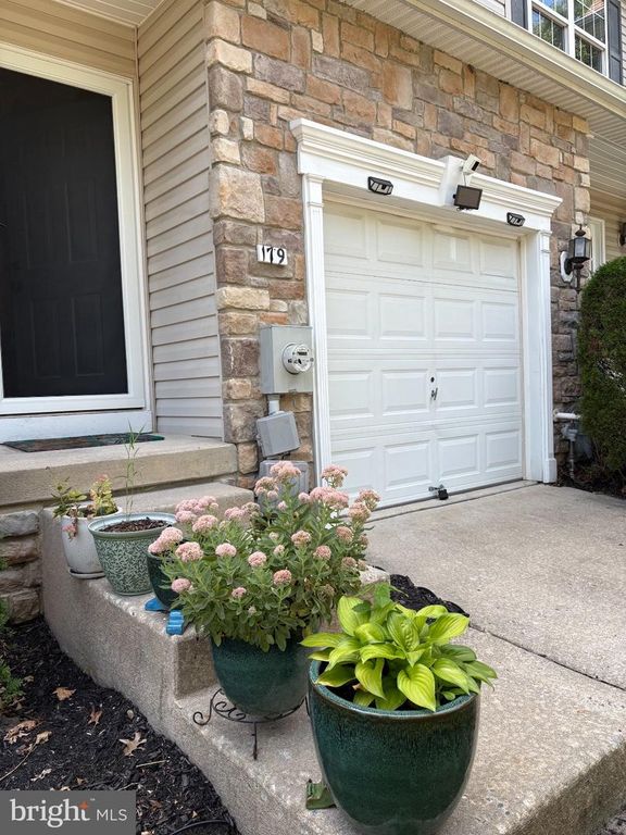 179 HIDDEN DR, BLACKWOOD, NJ 08012 — photo 2