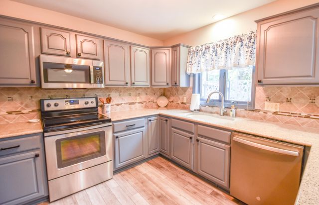 586 Schaeffer Drive, Coldwater, MI 49036