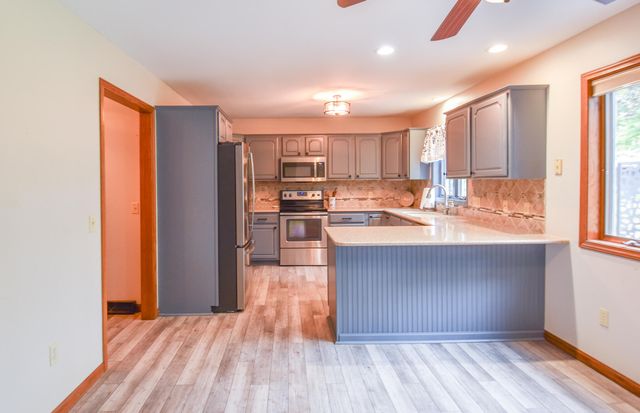 586 Schaeffer Drive, Coldwater, MI 49036