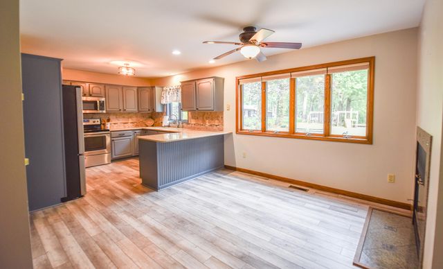 586 Schaeffer Drive, Coldwater, MI 49036