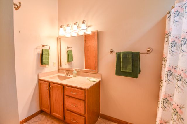 586 Schaeffer Drive, Coldwater, MI 49036