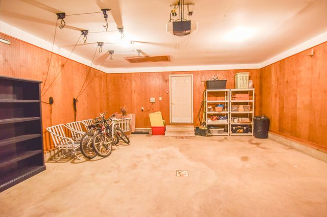 586 Schaeffer Drive, Coldwater, MI 49036