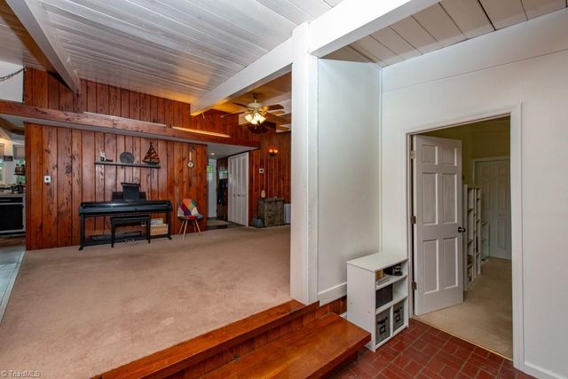 703 Locust Place, High Point, NC 27265