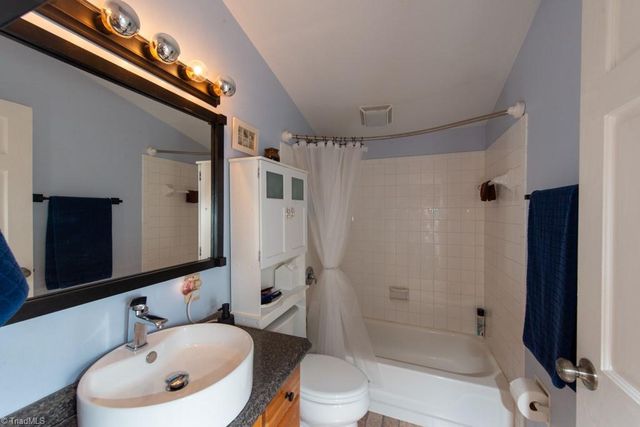 703 Locust Place, High Point, NC 27265