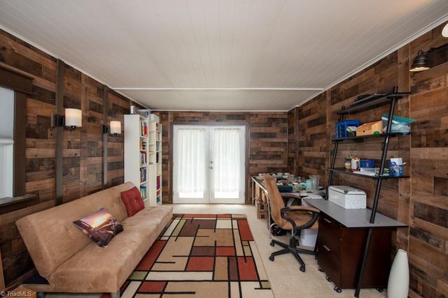 703 Locust Place, High Point, NC 27265