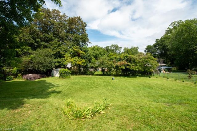 703 Locust Place, High Point, NC 27265