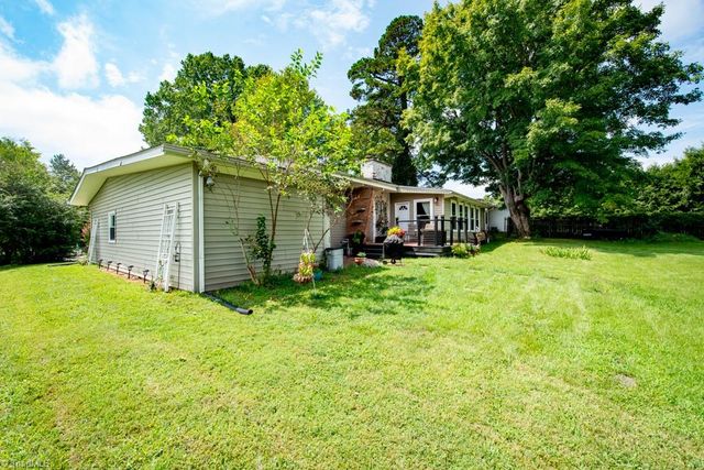 703 Locust Place, High Point, NC 27265